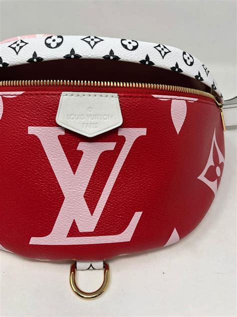 louis vuitton bumbag red